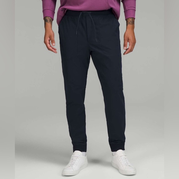 Lululemon ABC Jogger - Picture 1 of 2
